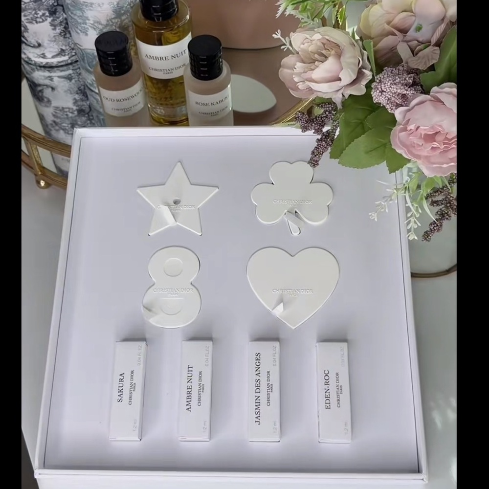 Brand new in box- Dior Home Ceramic Diffuser Charms & Dior Beauty Privee Set